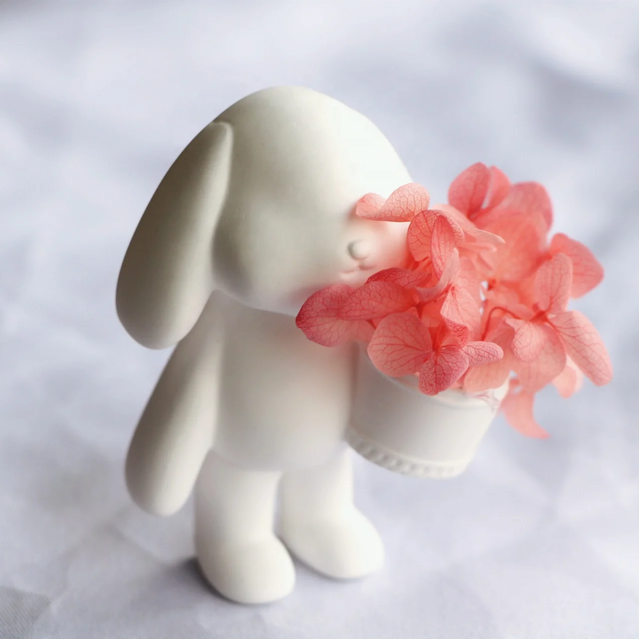 Rabbit Shaped Car Vent Clip Scented Ceramic Aroma Essential Oil Diffuser Air Freshener