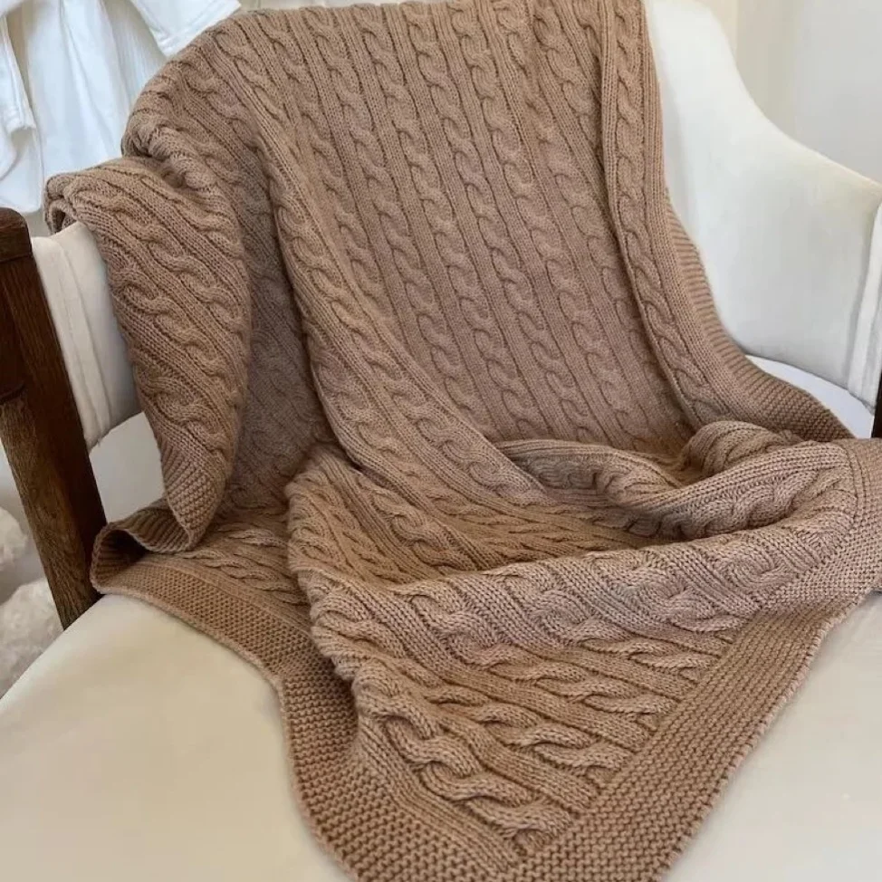 Customized 100% Cotton Baby Shower Gift Hygge Gender Neutral Kids Braid Blanket Newborn Sleeping Knitted Baby Blanket