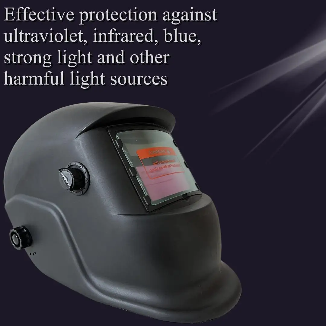 Self darkening welding helmet