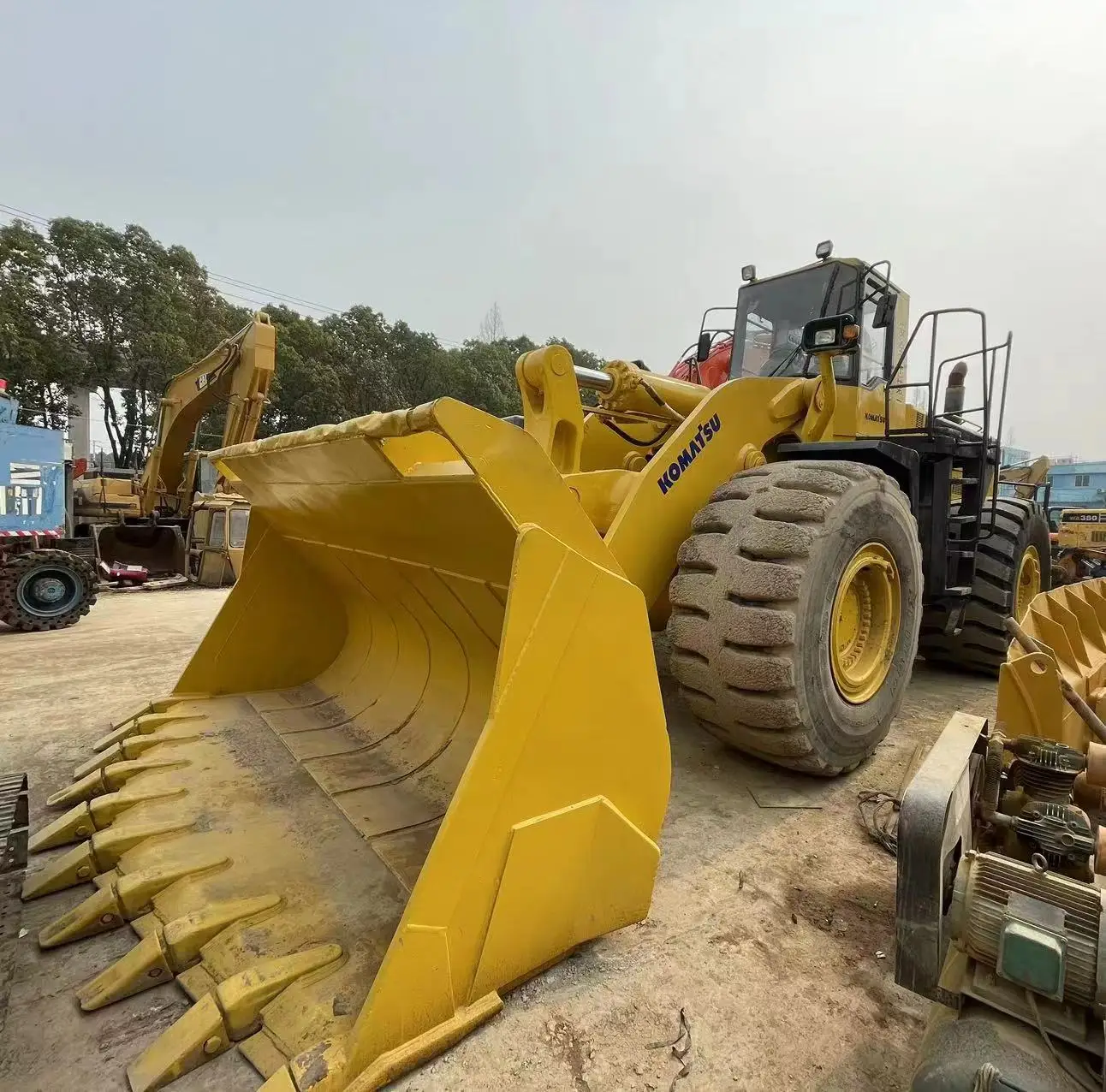 Japanese Brand Komastu WA600 Used Wheel Loader Heavy Duty Slightly Used Construction Machinery wa500/wa700