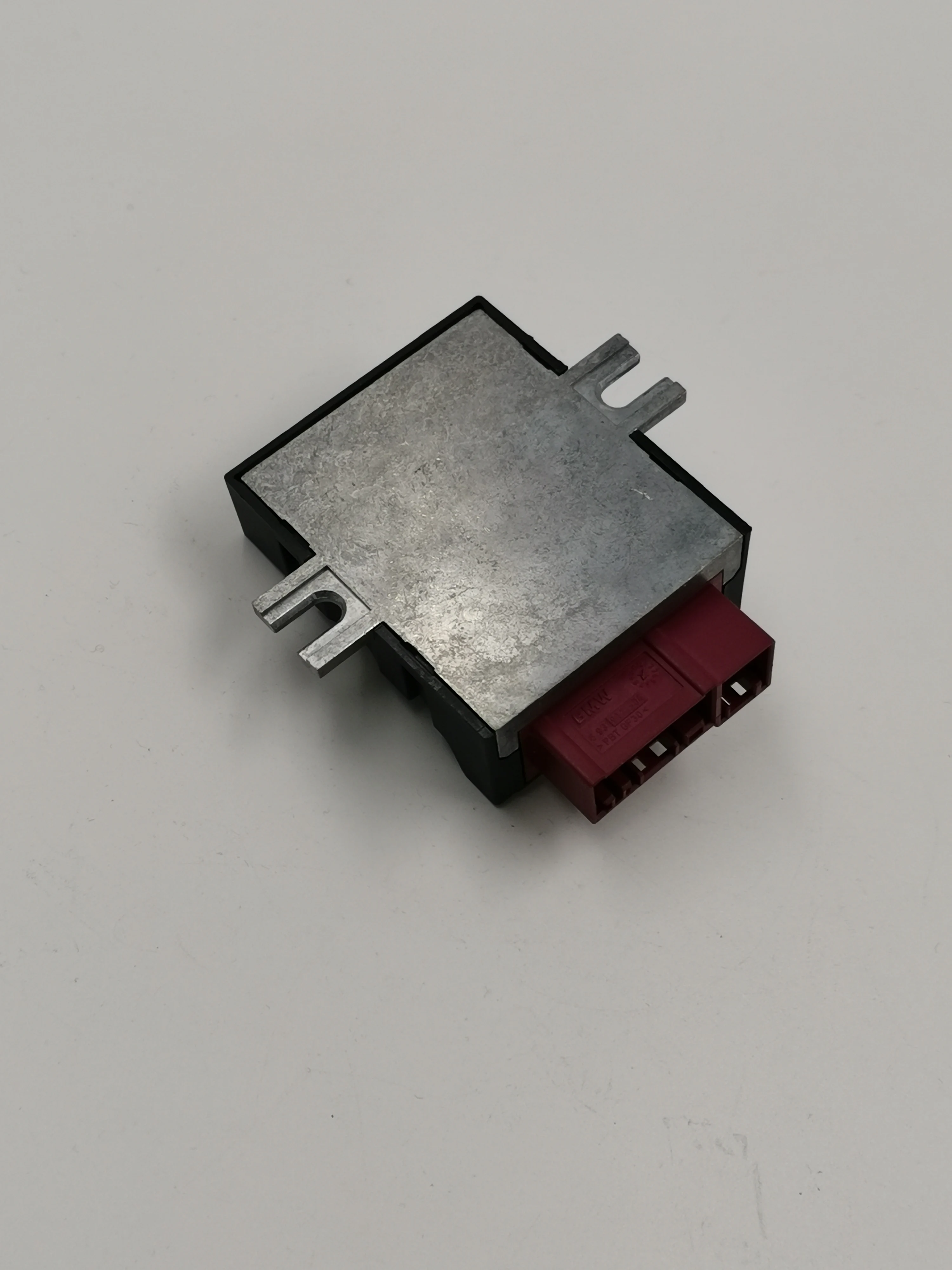 Fuel Pump relay Control Module 16147276073 16147398495 ForF07 F10 535i 528i 550i 7ER F01 740i 750i X3 F25 6ER F12 F13 650i