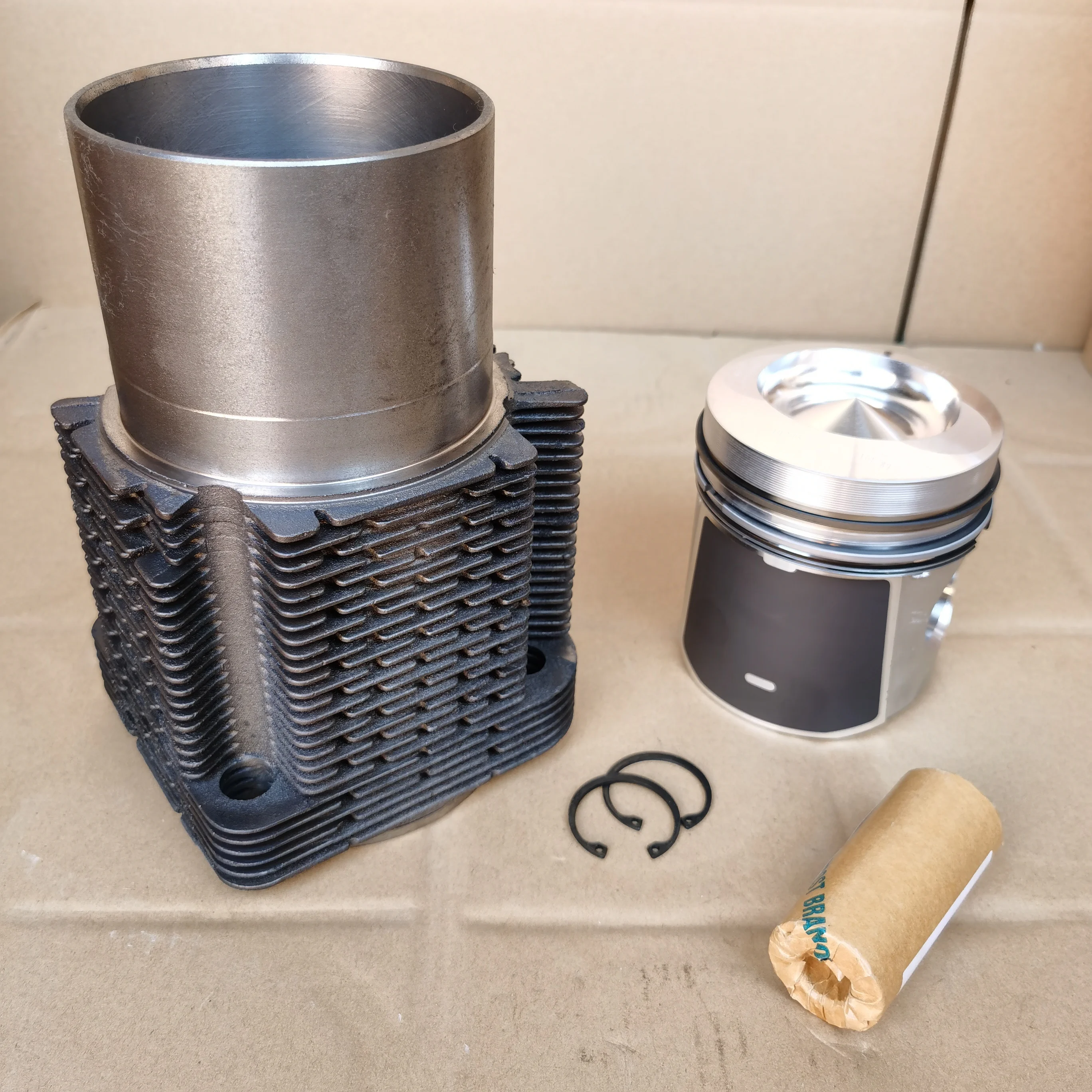 Cylinder liners 04231519 for deutz diesel BF6L914 engine parts