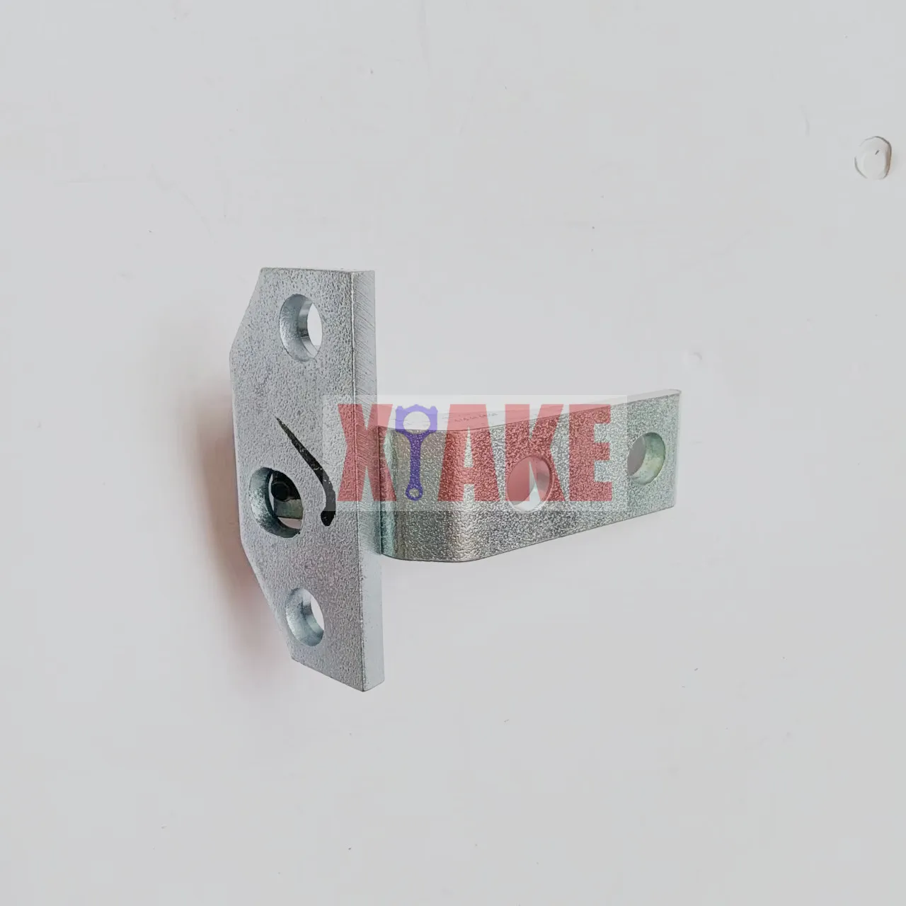 Guangzhou Auto Parts Hot selling Front Door Lower Hinge For Dongfeng Fengon 500 Glory 500 OEM 6106100-SF01