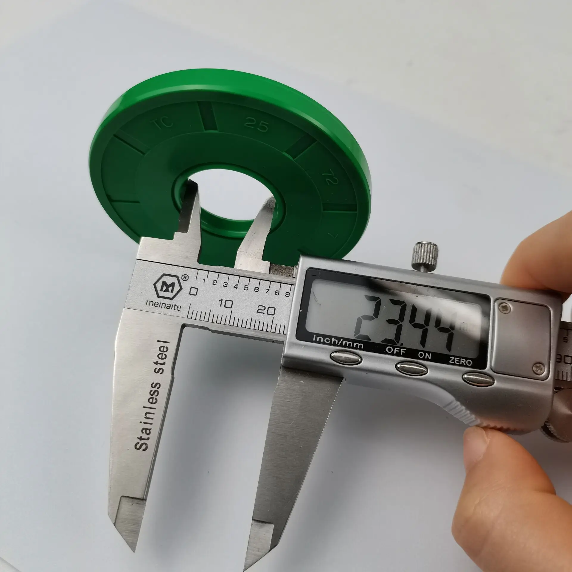 MZ 250 ETZ Crankshaft Oil Seal Motorcycle Rubber Valve Oil Seal