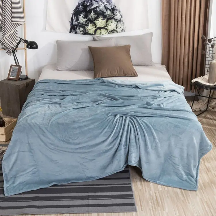 Wholesale High Quality Solid thick single layer  Plain Flannel Fleece Warm Blanket  Blanket for four seasons