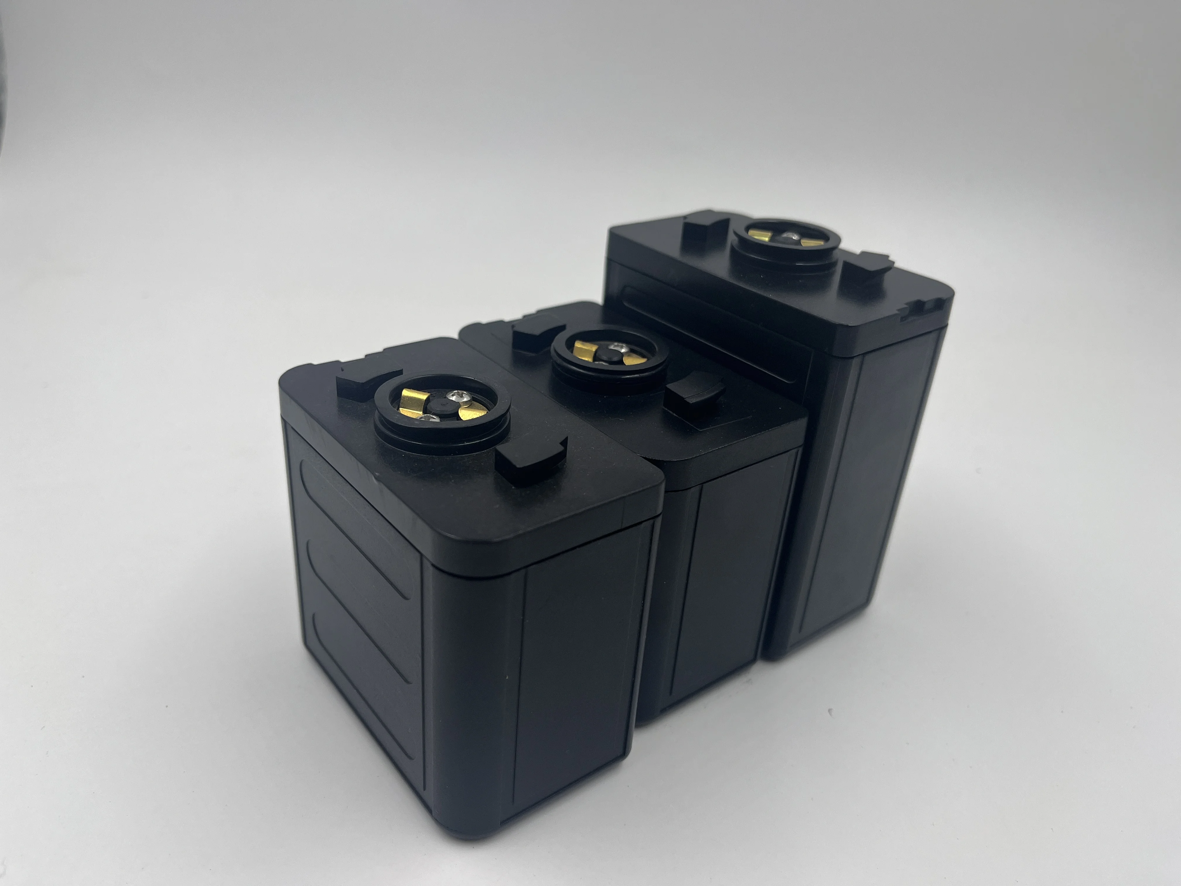 KTN rechargeable lithium ion battery cell 14.8V 6.6 / 7Ah  3A for wave radios/AD hoc radio and customizable
