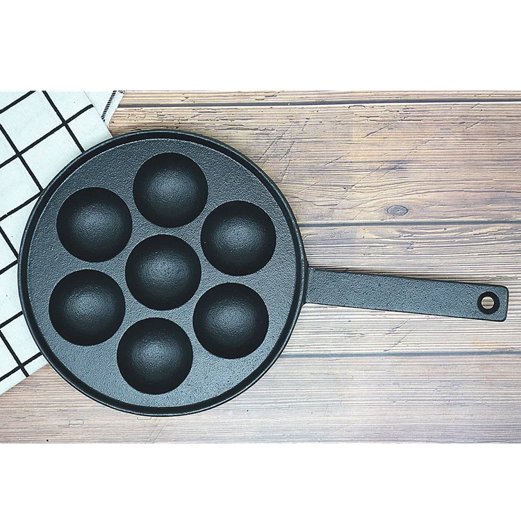 Wholesale Price China Vegetable Oil Coating 7 Holes Cast Iron Mini Cake Pan