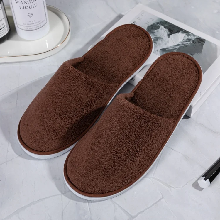 USA Spring wholesale personalized beige coral fleece washable disposable hot selling close toe hotel slipper for women