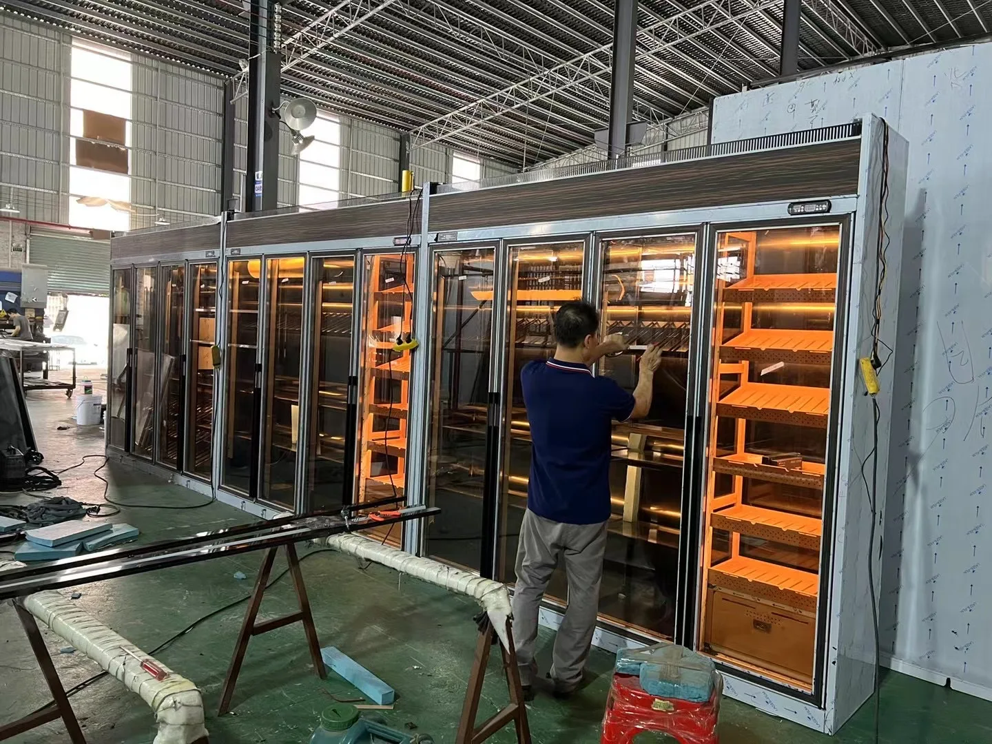 Free installation of high-end private custom stainless steel thermostatic wine cabinet with inverter compressor