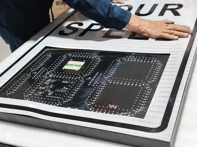 Road warning LED solar radar speed limit sign led display portable radar traffic signs radar speed sign