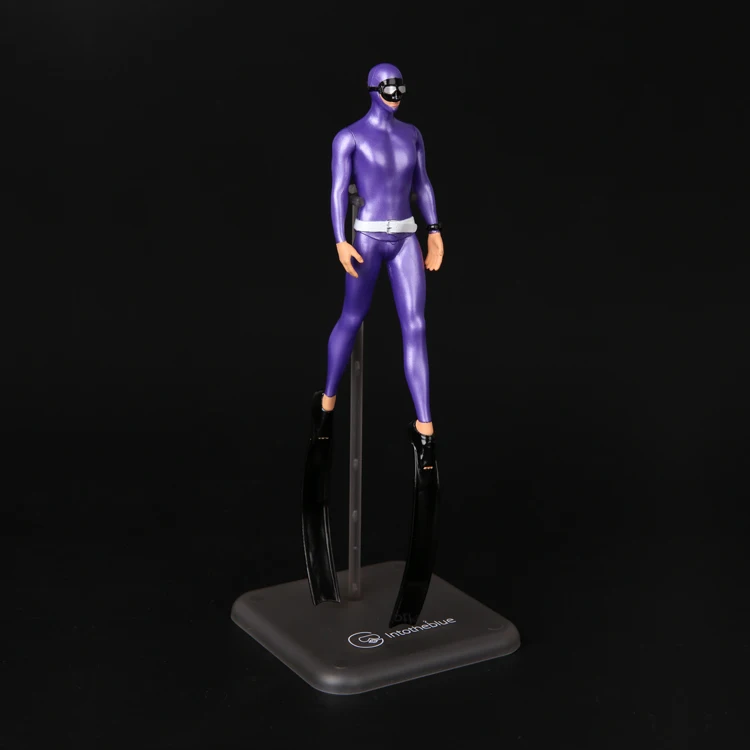 intotheblue PVC freediver miniature model with bifins monofin for desktop decoration