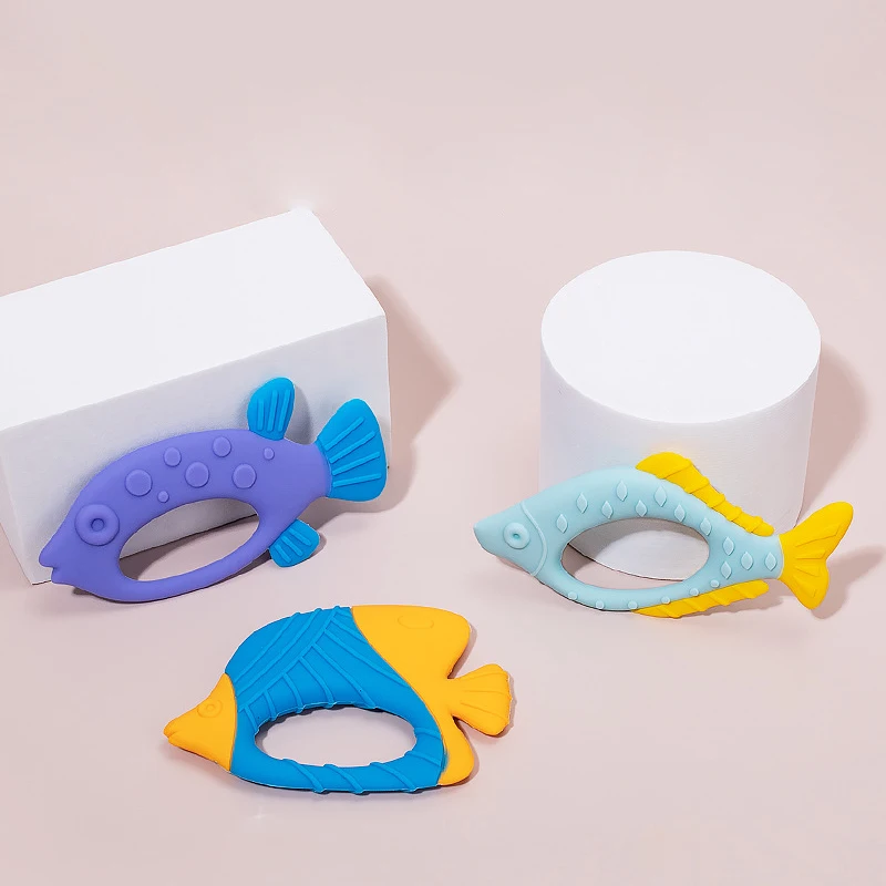 Hot Sales Recommend Baby Silicone Bite Glue Cartoon Sea Fish Shape Baby Teething Itch Relief Grinding Stick Toys
