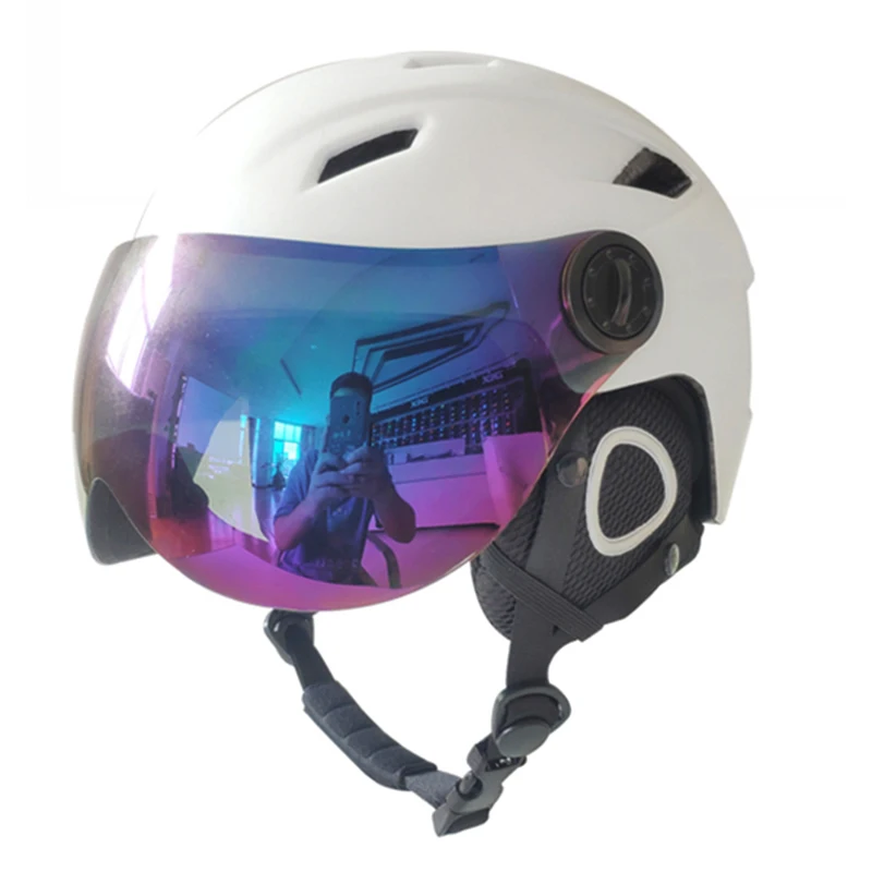 New Ski Helmet with Goggles, New Design Half Covered CE Certification Snow Ski Helmet with Visor