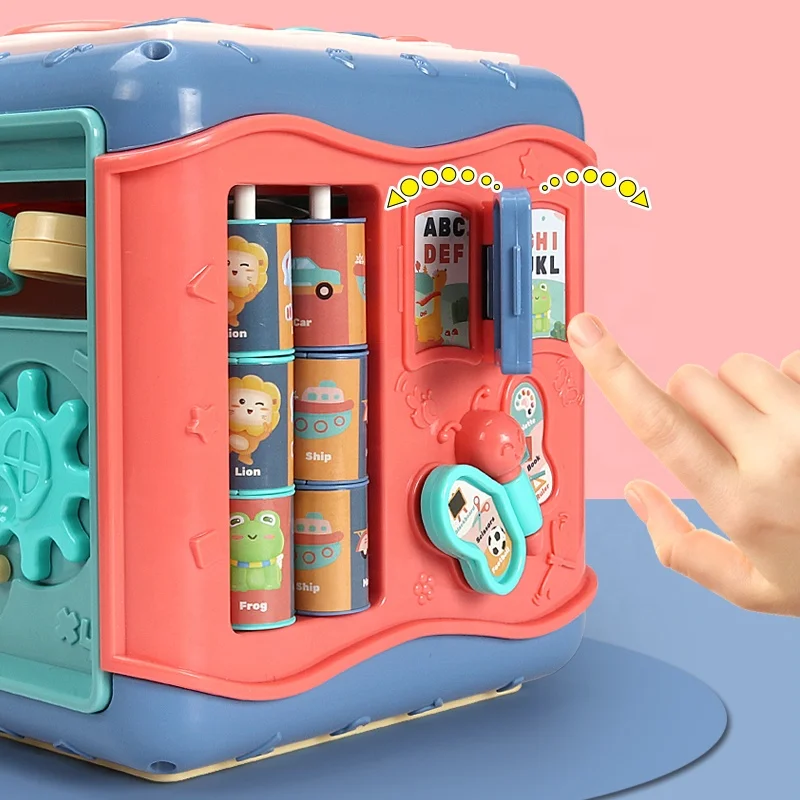 Многофункциональная развивающая игрушка для