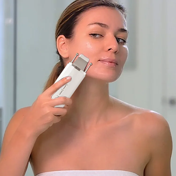 Wireless Professional Ultrasonic Peeling Spatula Equipment RF EMS Cleansing Household Facial Clean Skin Scrubber