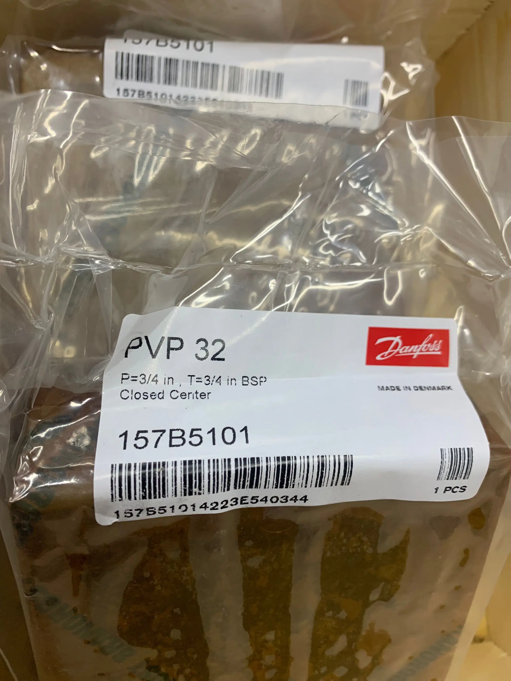 157B5101 Sauer Danfoss origin PVP 32 Closed Center P=3/4 in, T=3/4 in BSP stock competitive genuin