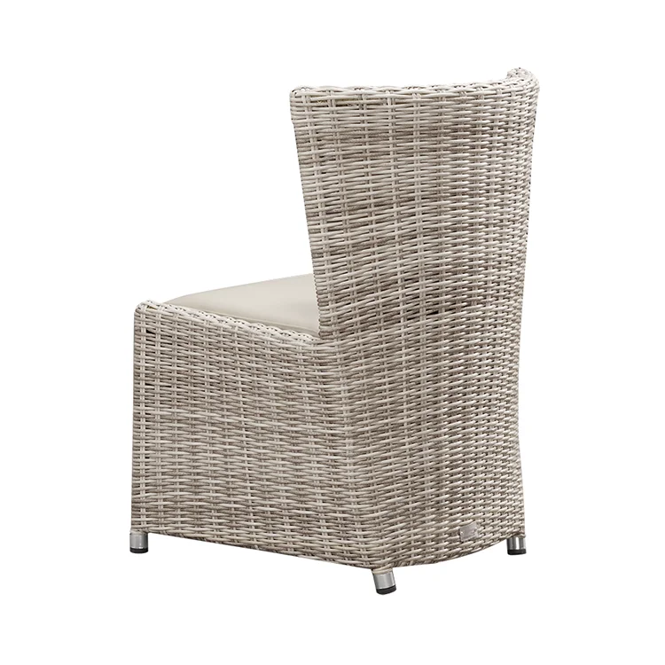 China manufacturer Luxury Outdoor Furniture Rattan Wicker Garden Dining Table and Chair Outdoor Furniture Dining Set