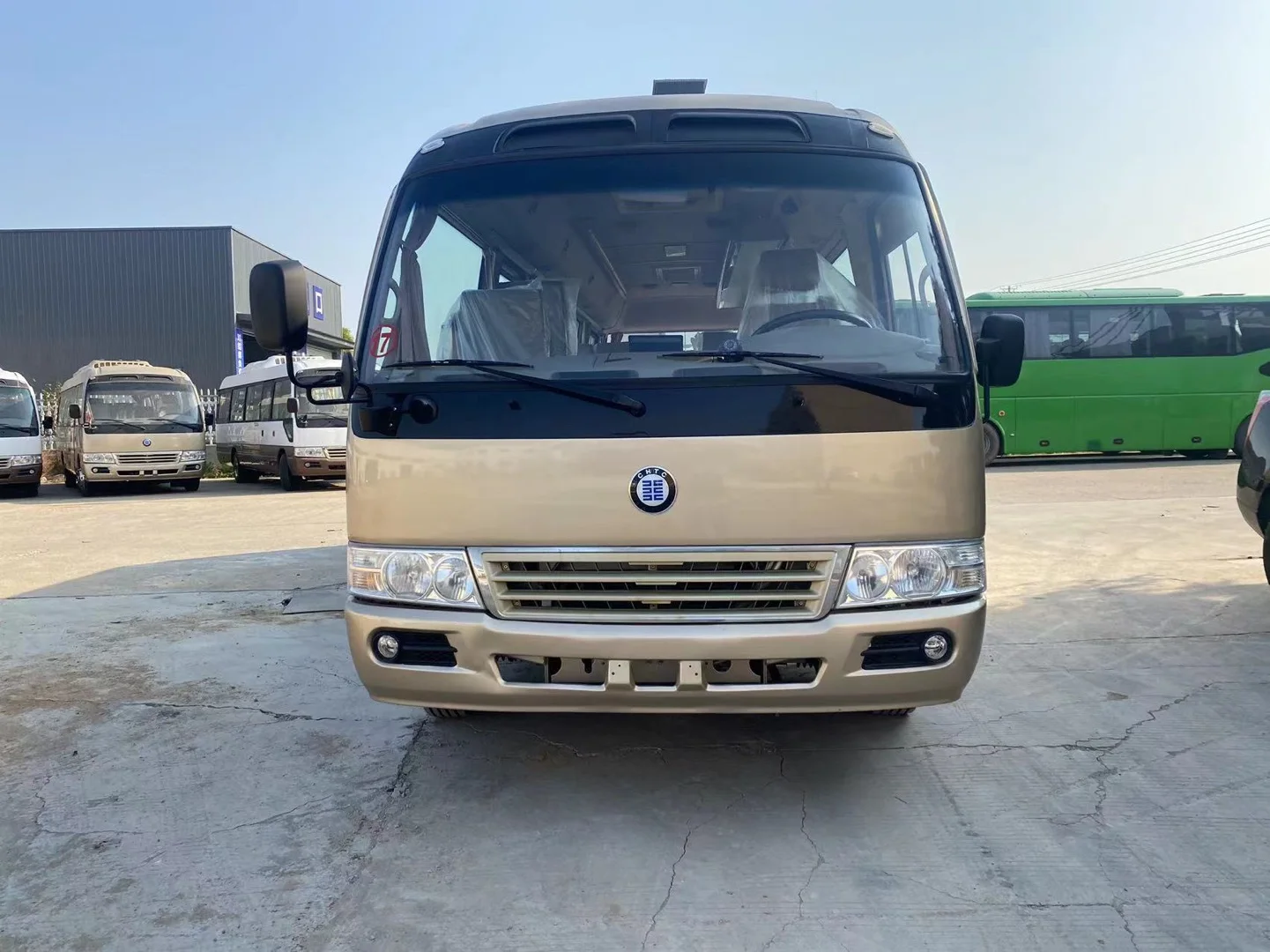 Hot Selling toyota coaster bus 30 seats 4*2  For Sale