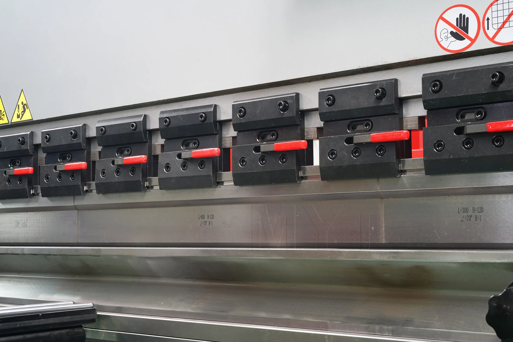 MYT Automatic Electric DA53T System Press Brake CNC Hydraulic  Machine Bending Machine Sheet Metal Hydraulic Brake Press