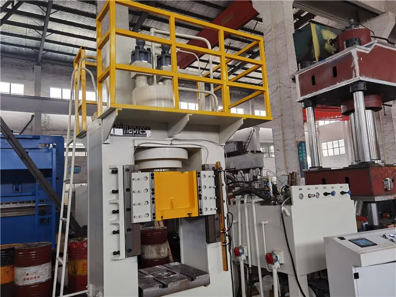 400 Tons 4 Column Hydraulic press for tank head