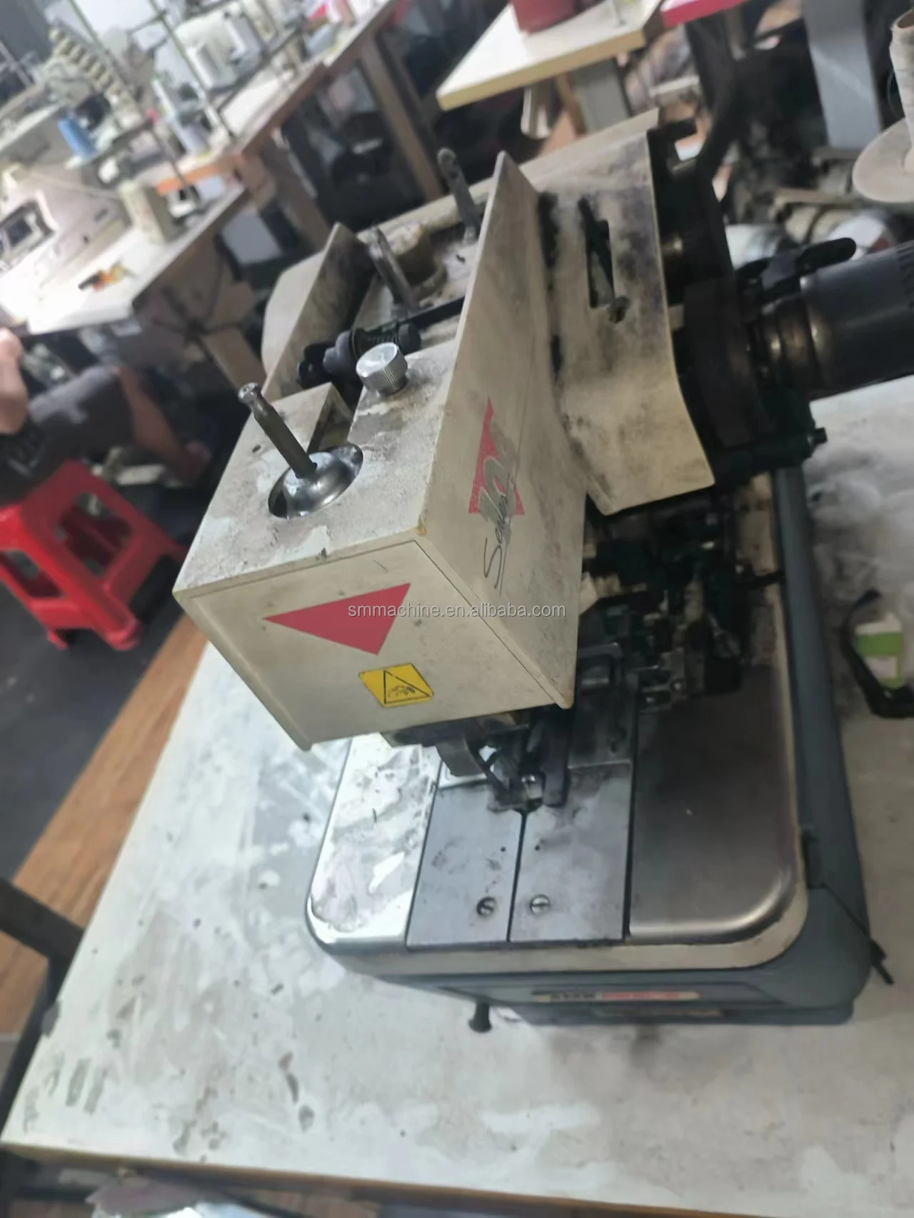 Reece S101 S104 Mechanical Eyelet Buttonhole Machine for Jeans