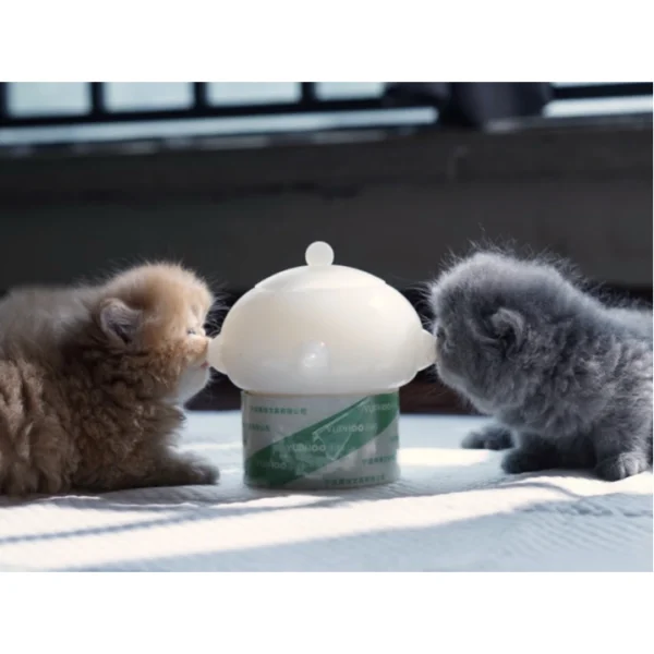 
High Quality Ready To Ship Milkiness Pleasurable Silicone Puppy Kitten Small Pet Feeder 