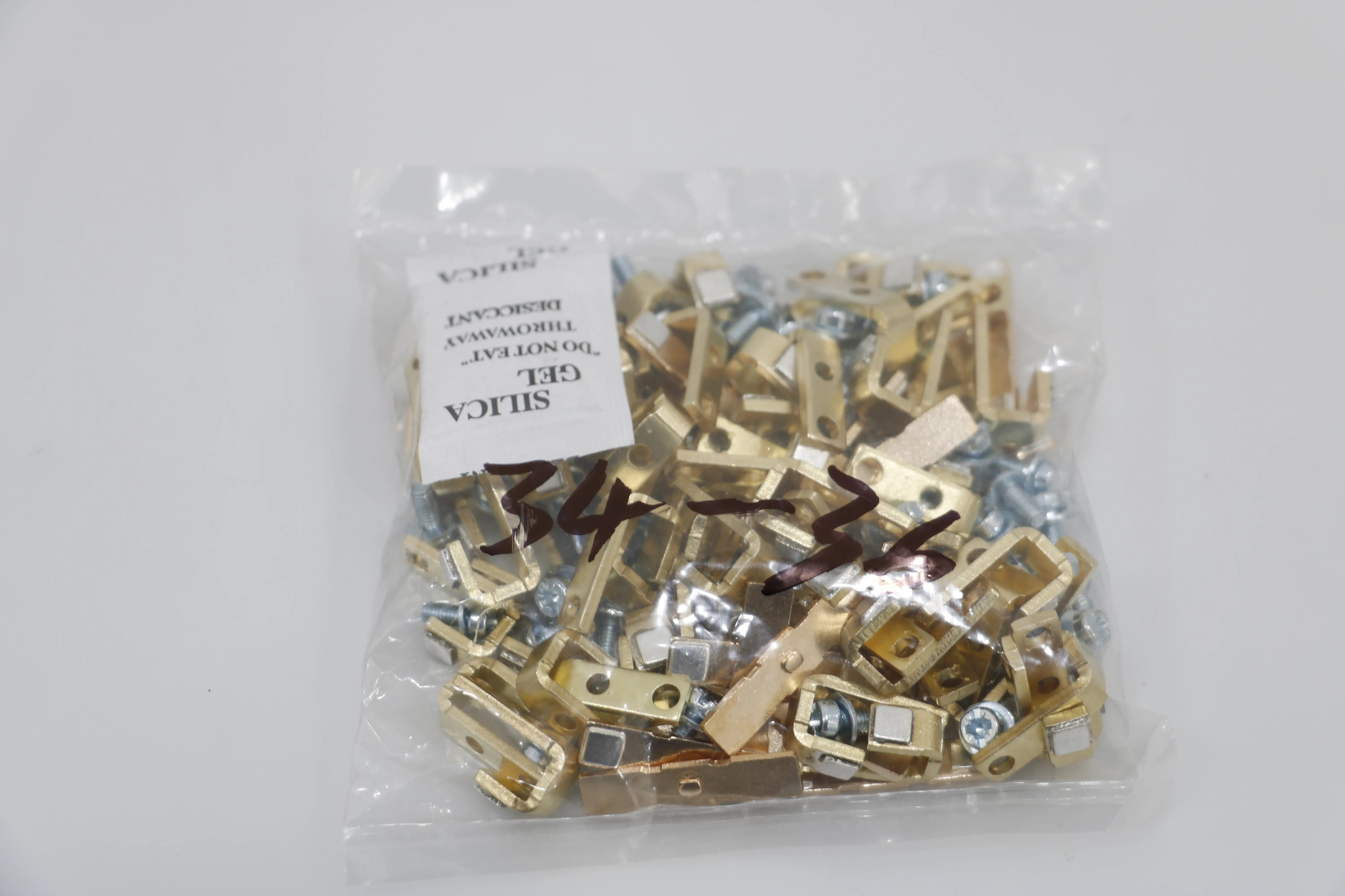 Siemens AC/DC contactors 3RT1044/1045/3RT5044/5035/5045 Accessories contactor contacts are suitable for 3RT10/3RT5 series.