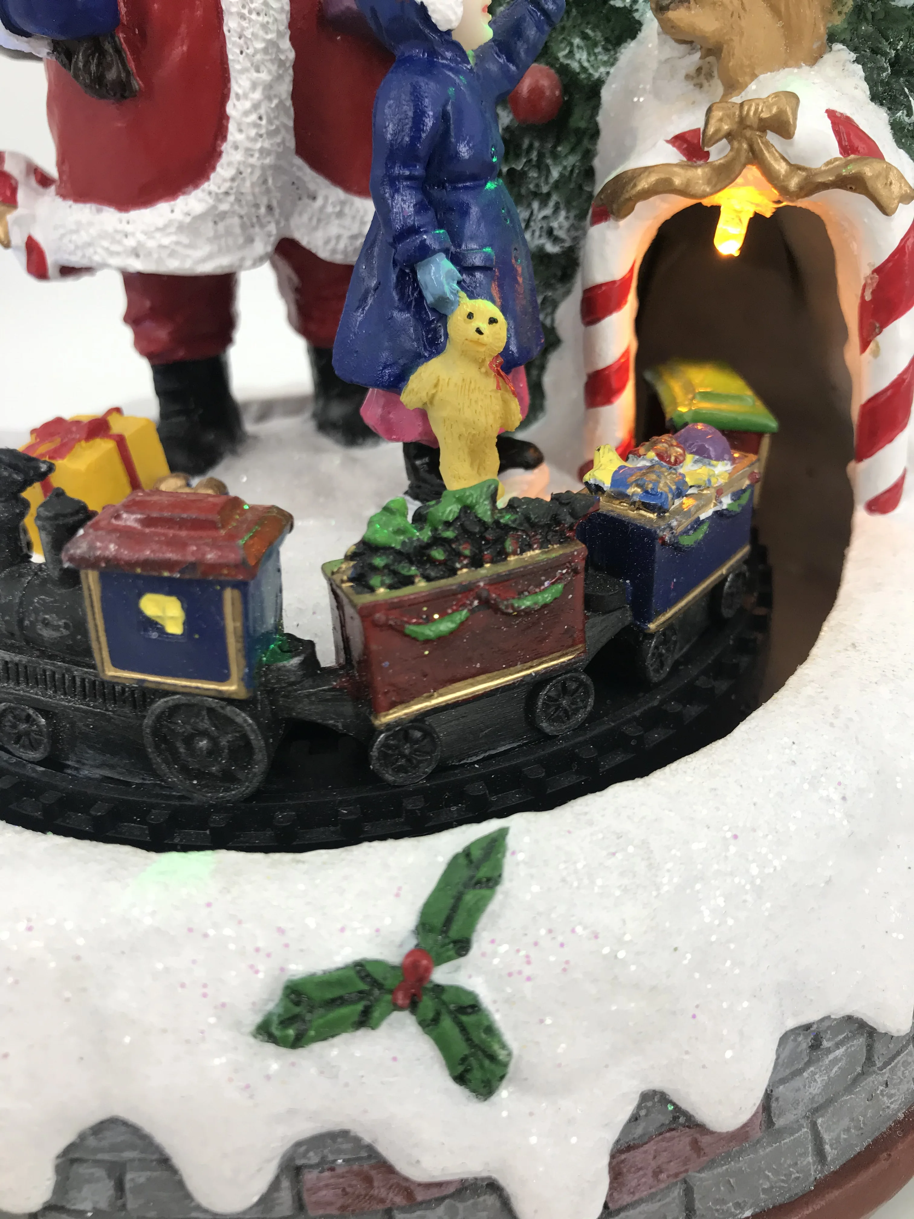 Santa Claus Holiday Turning LED light Christmas music box