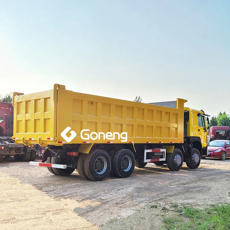 Грузовик самосвал howo 12 рублей 32 кубика 30 кубов 8x4