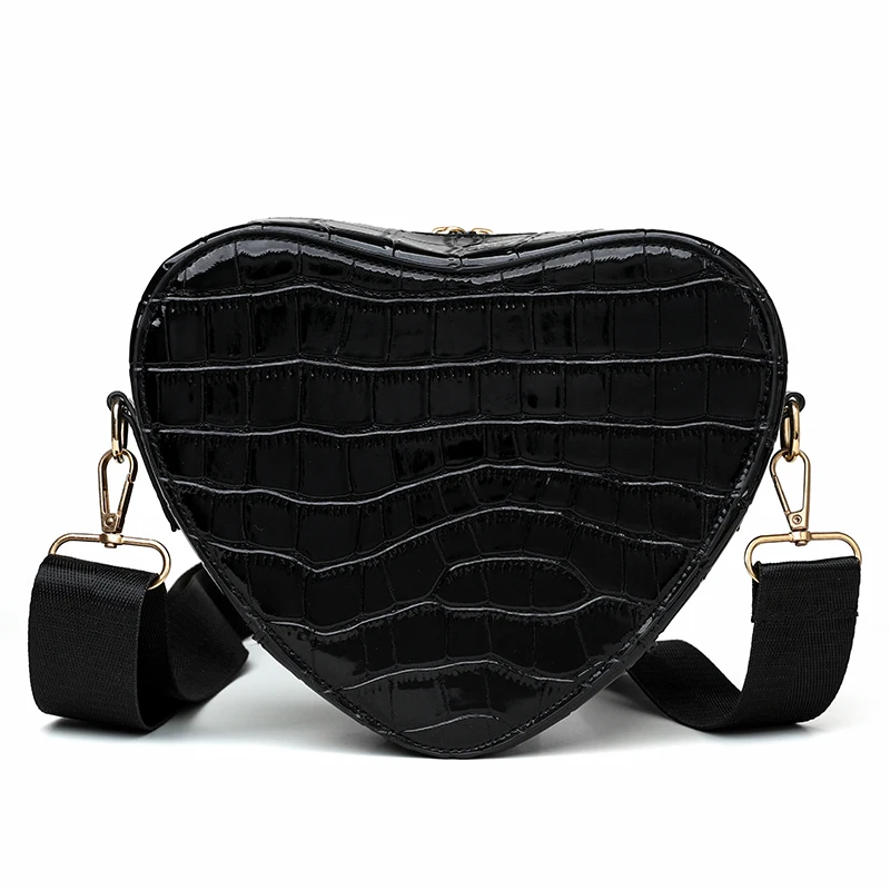 Fashion Trendy Luxury Bags Women Handbags Leather Rivet Purse Heart Shape Punk Style Gothic Ladies Crossbody Bag