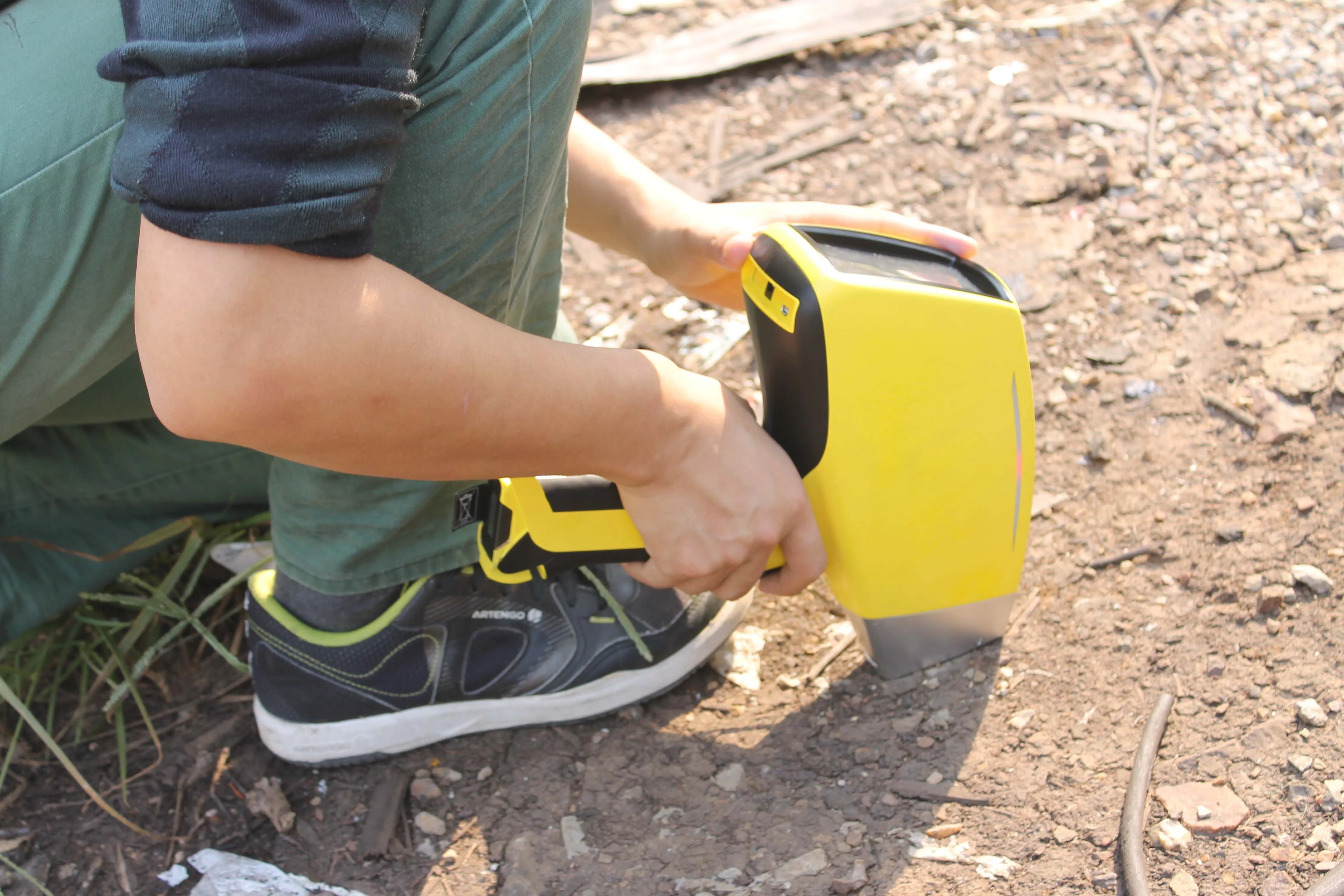 Test Minerals Xrf Equipment Xrf Analyser TrueX960 SDD Handheld Mineral XRF Analyzer Spectrometer metal recycling