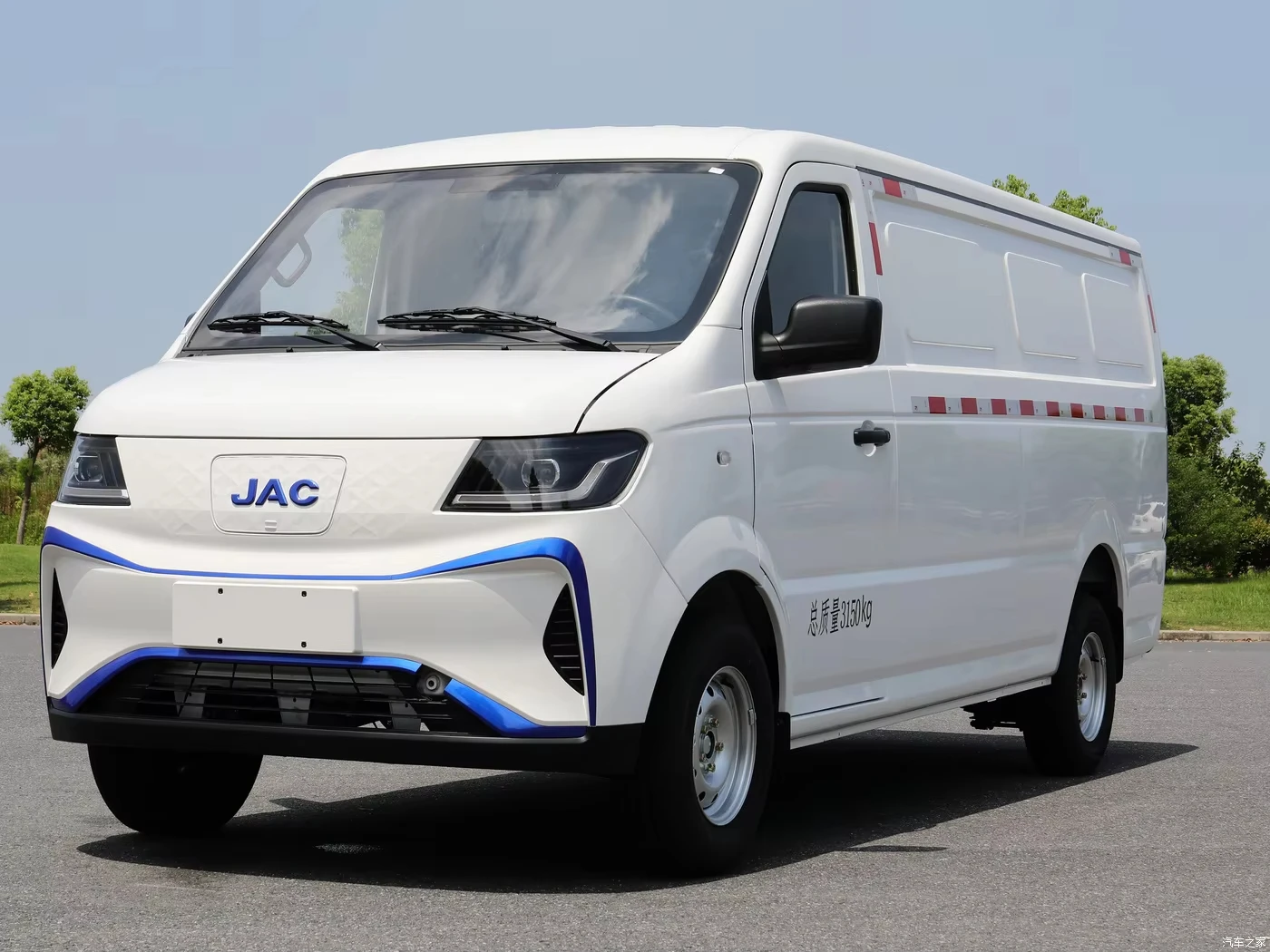 JAC Lanmao M2 Hot Sale Commercial Truck New Condition Mini Van Cargo Van Automatic Manual Diesel 4x2 Segment Light Truck