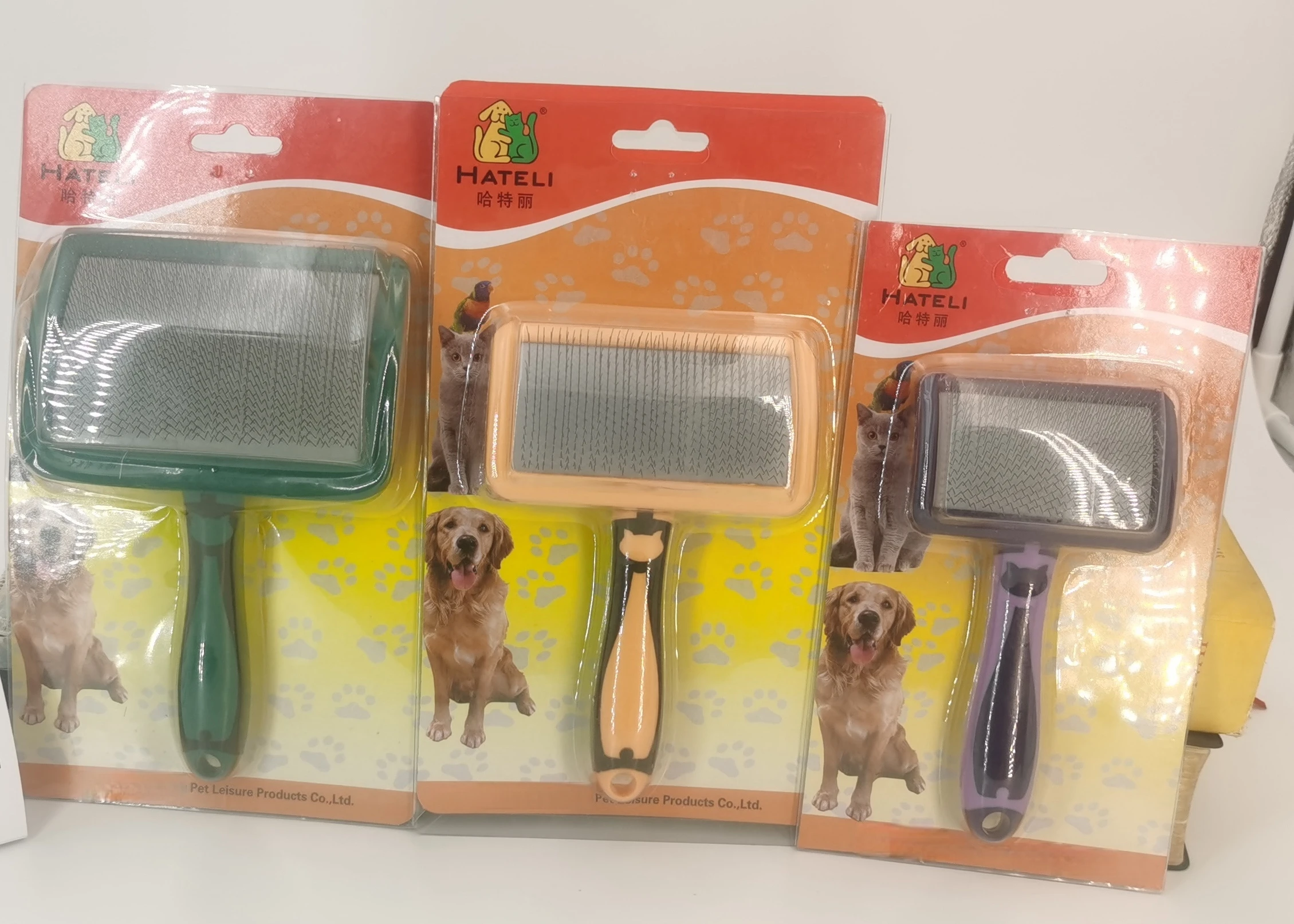 PET Slicker brosses PET Pin Curved Slicker Brush for Dogs and cats Professional dog slicker brush with Comfort Grip