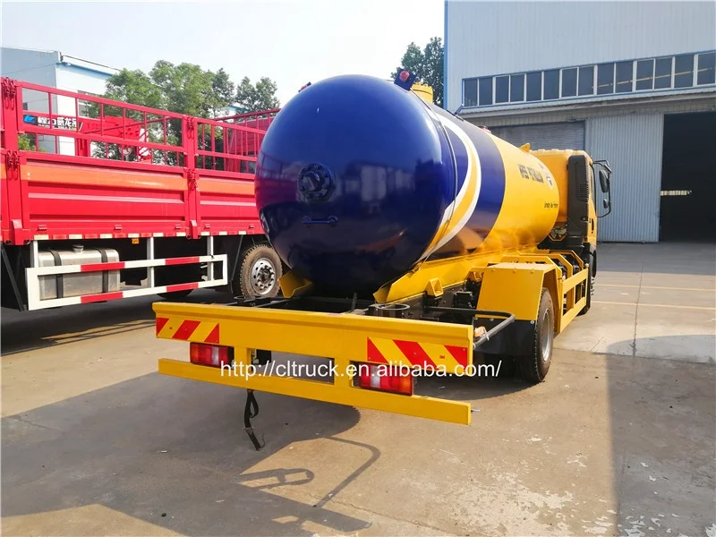 4x2 HOWO 5.5cbm lpg tanker truck 5000 Liter Cooking Gas lpg truck