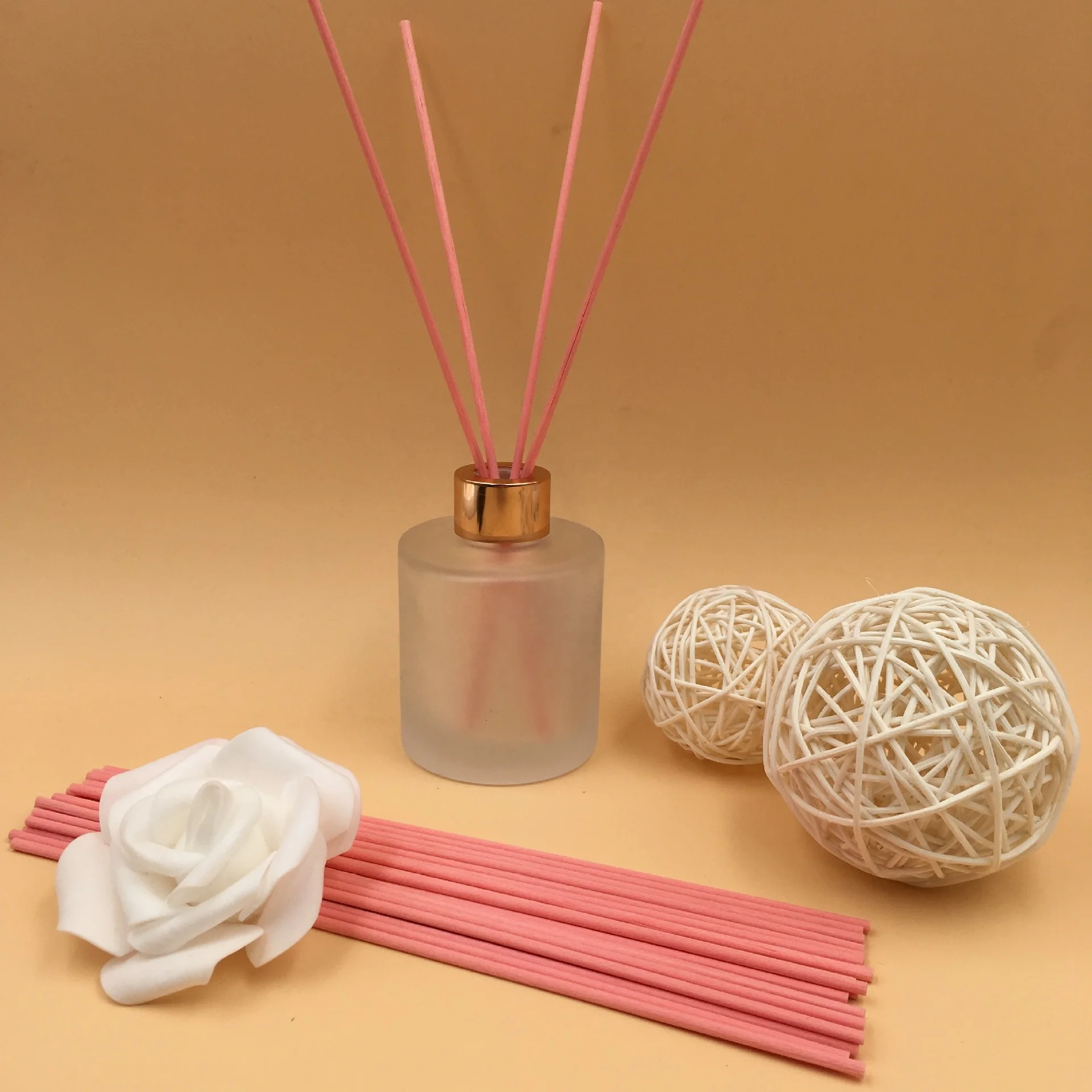 Eco-Friendly 3MM Pink Fragrance Essential Oil Reed Diffuser Carbon Fiber Sticks