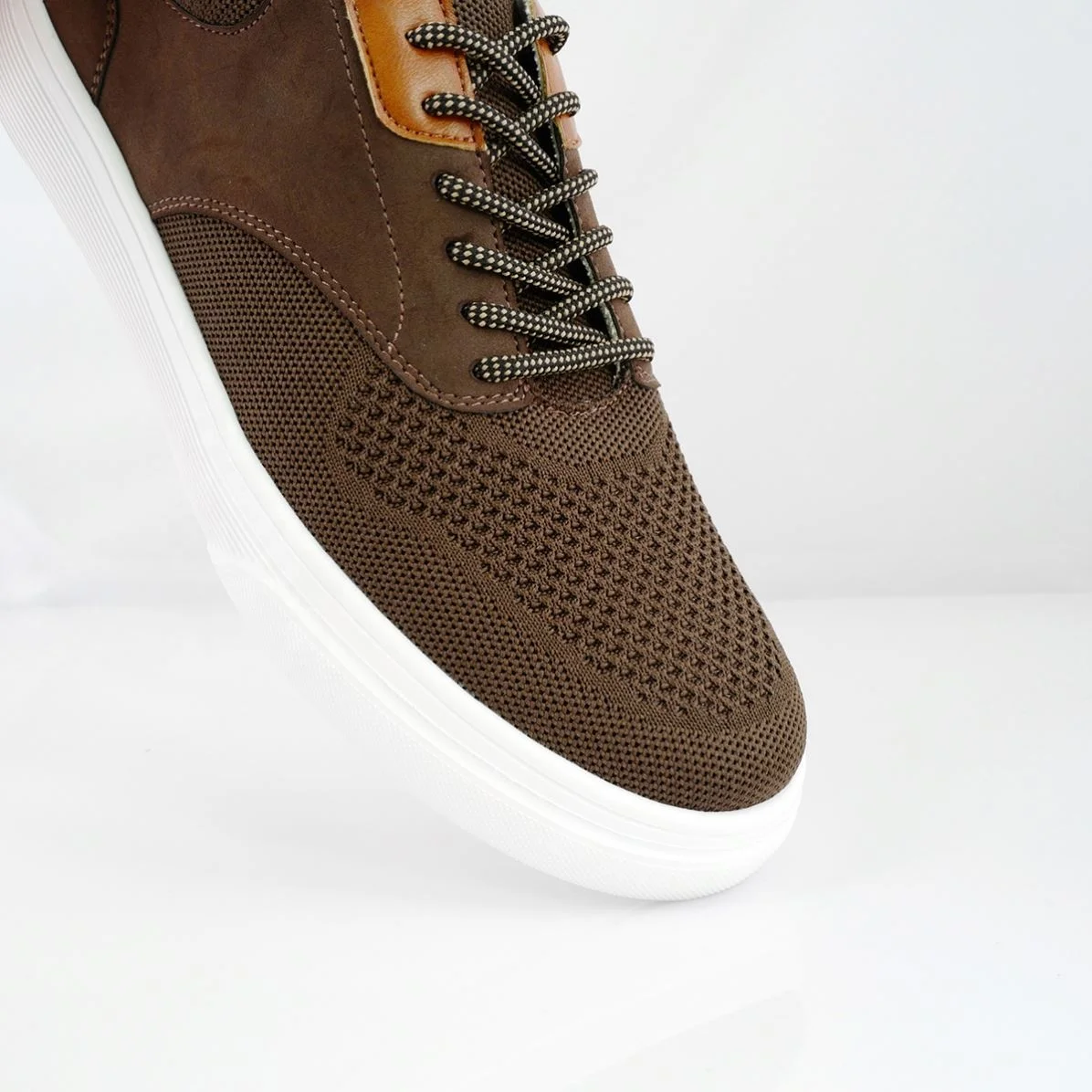 Snickers For Men With Flat Shoes Causal