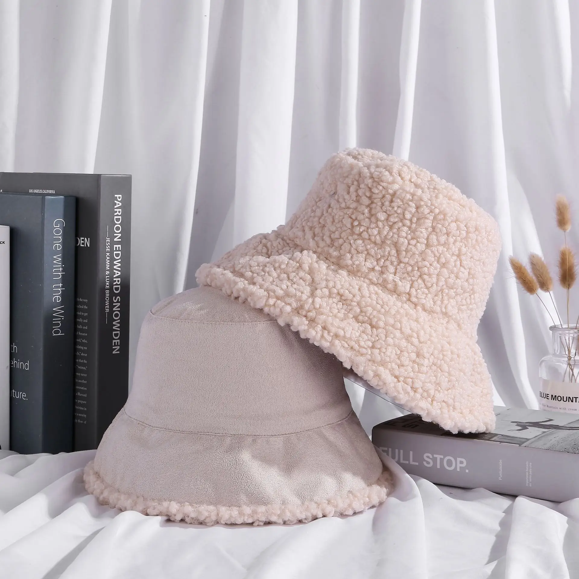 Custom design double sides furry bucket hats women 100%poly cute bucket hats