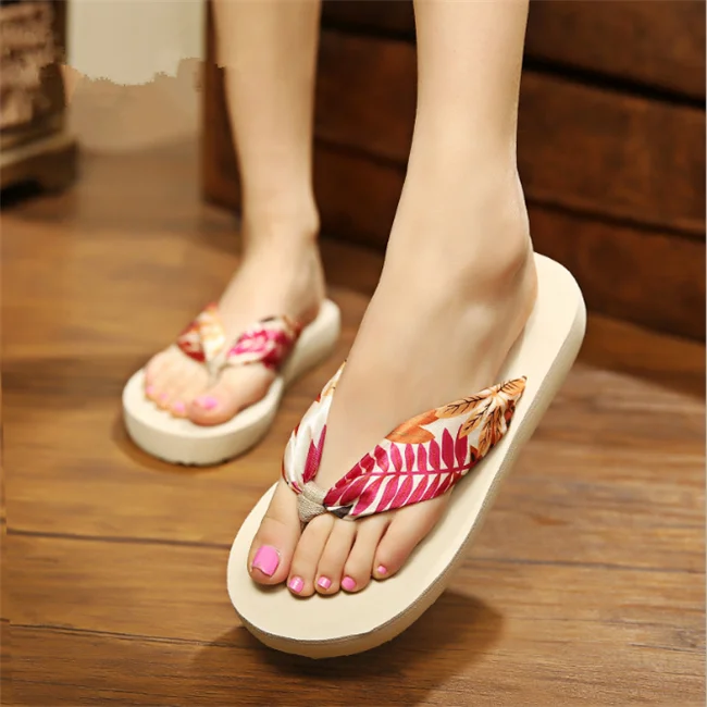2023 Hot Selling Summer flip flops sandals weaving canvas beach female cool slippers for women