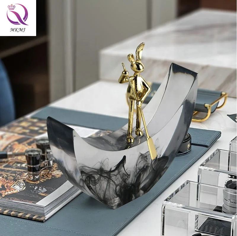 Modern Luxury Gold Metal Rowing Rabbit Sculpture Creative Resin Boat Desktop Ornament for Living Room Office Home Decor