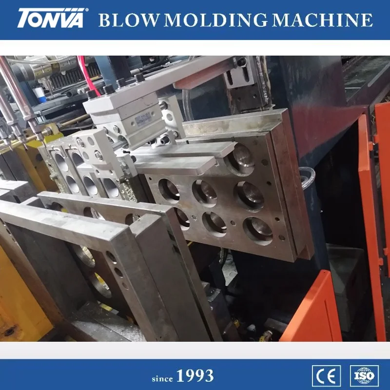 Automatic PE plastic sea ball blow moulding making machine