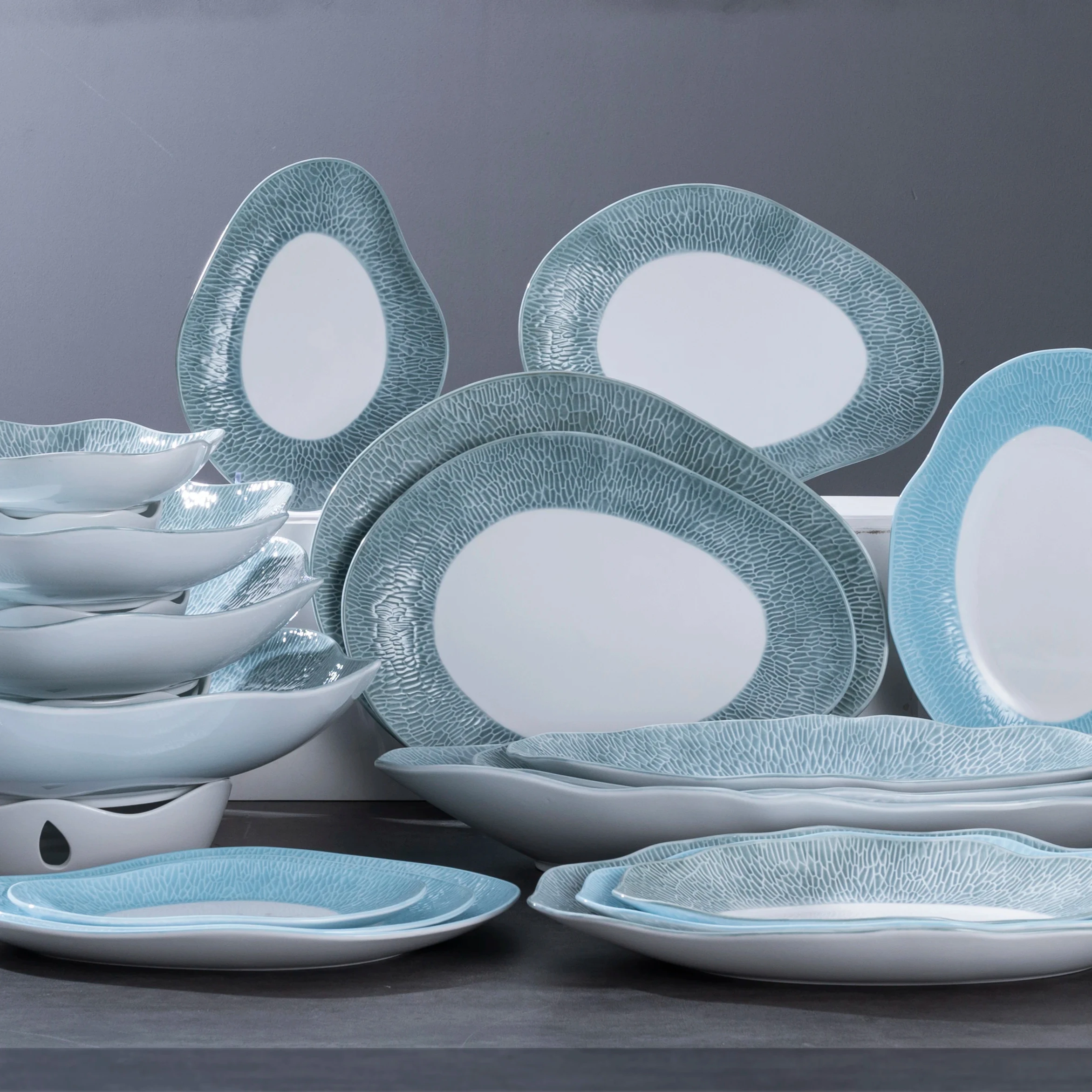 PITO New Arrival Ceramic Porcelain Stoneware Dinnerware Set Blue Japanese Style Serving Tableware Set for HoReCa  Restaurant