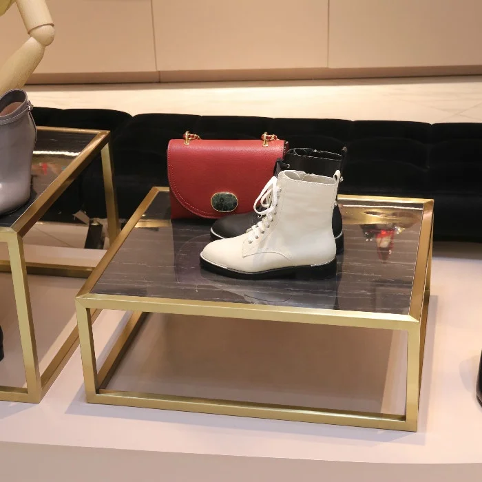 Keenhai Modern Interior Design Shelf Shoes Metal Shoe Display Rack