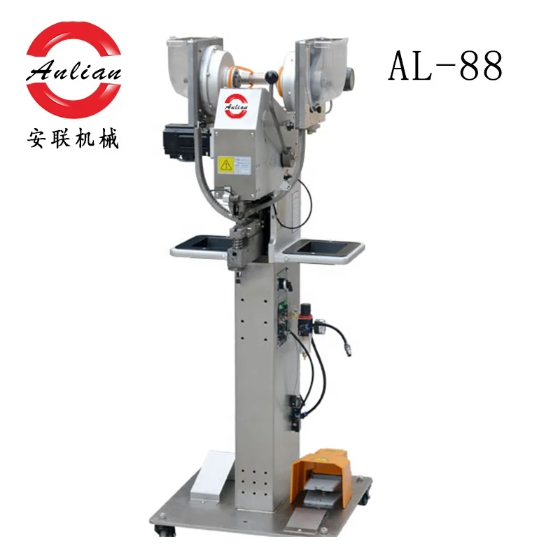 Automatic punching machine sewing snap button plastic button riveting machine