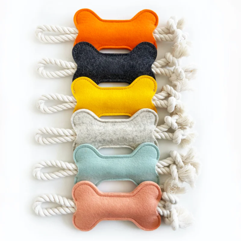 2021 New Style Felt Dog Tug Toy  Handmade Pet Toy Custom LOGO Puppy Toy Pet Gift