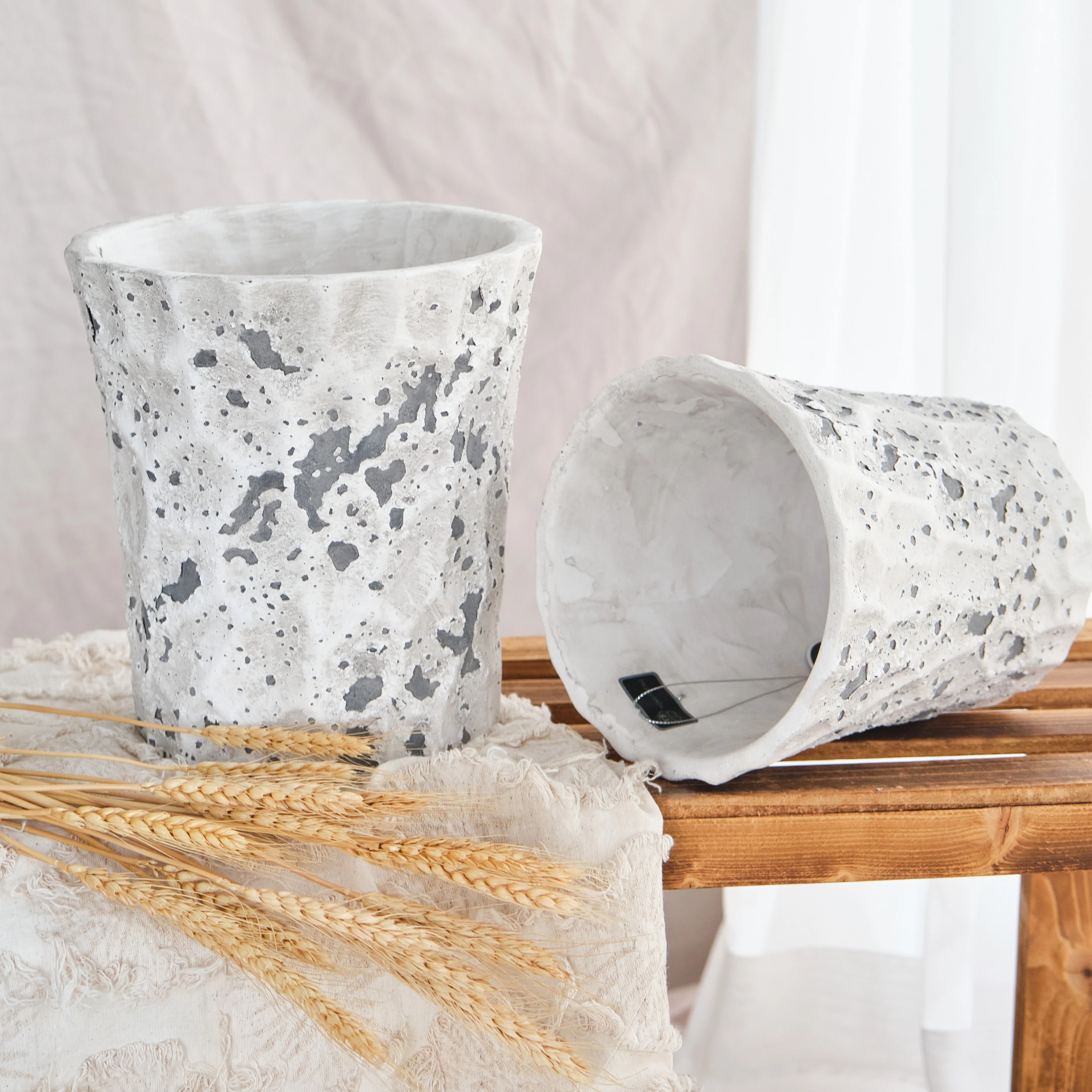 New arrival Customization clay jar Antique ceramic flower pots Modern style ceramic plant pot