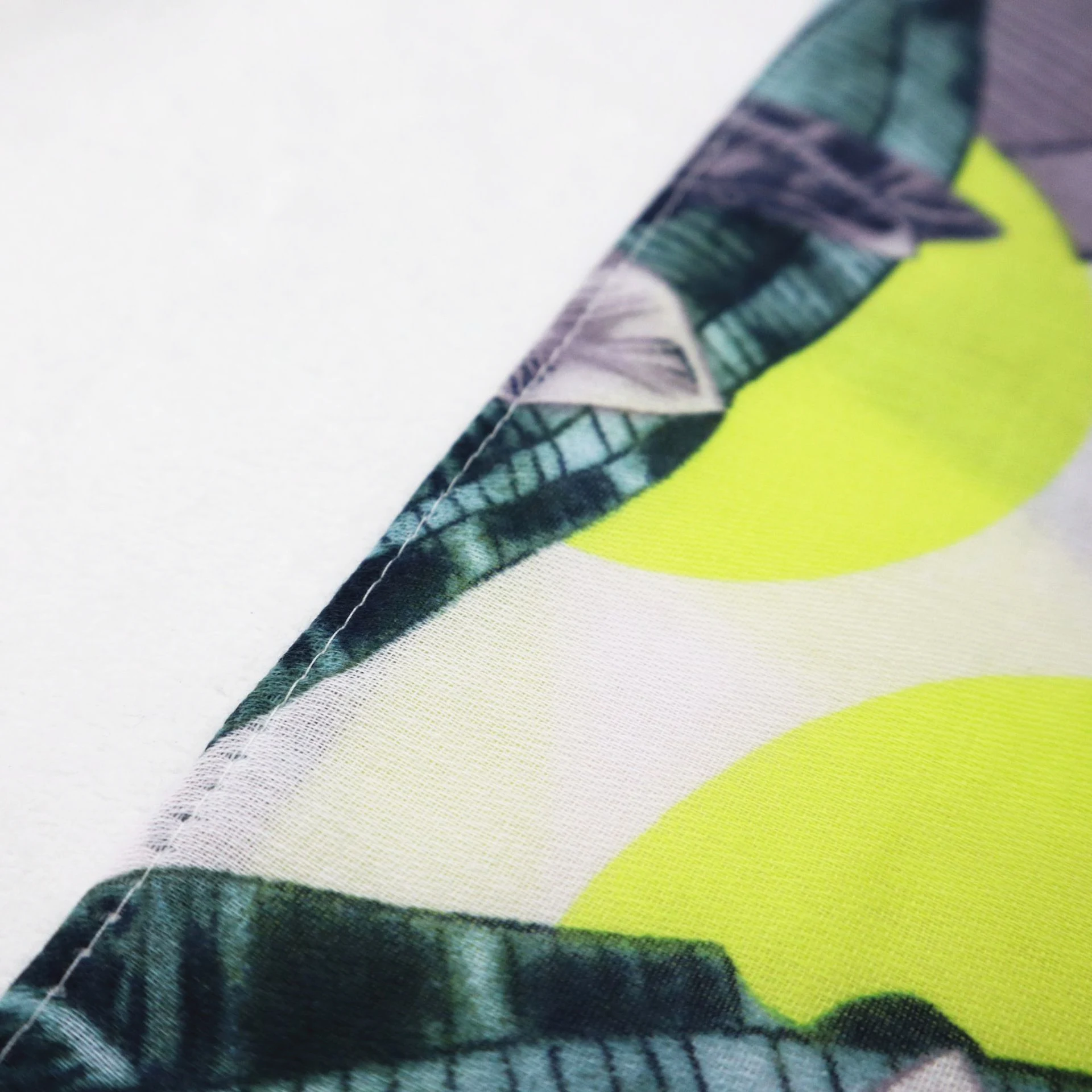 Hijab 2021  Fluorescent color plants  printed scarfs custom cotton linen light weight beach shawl