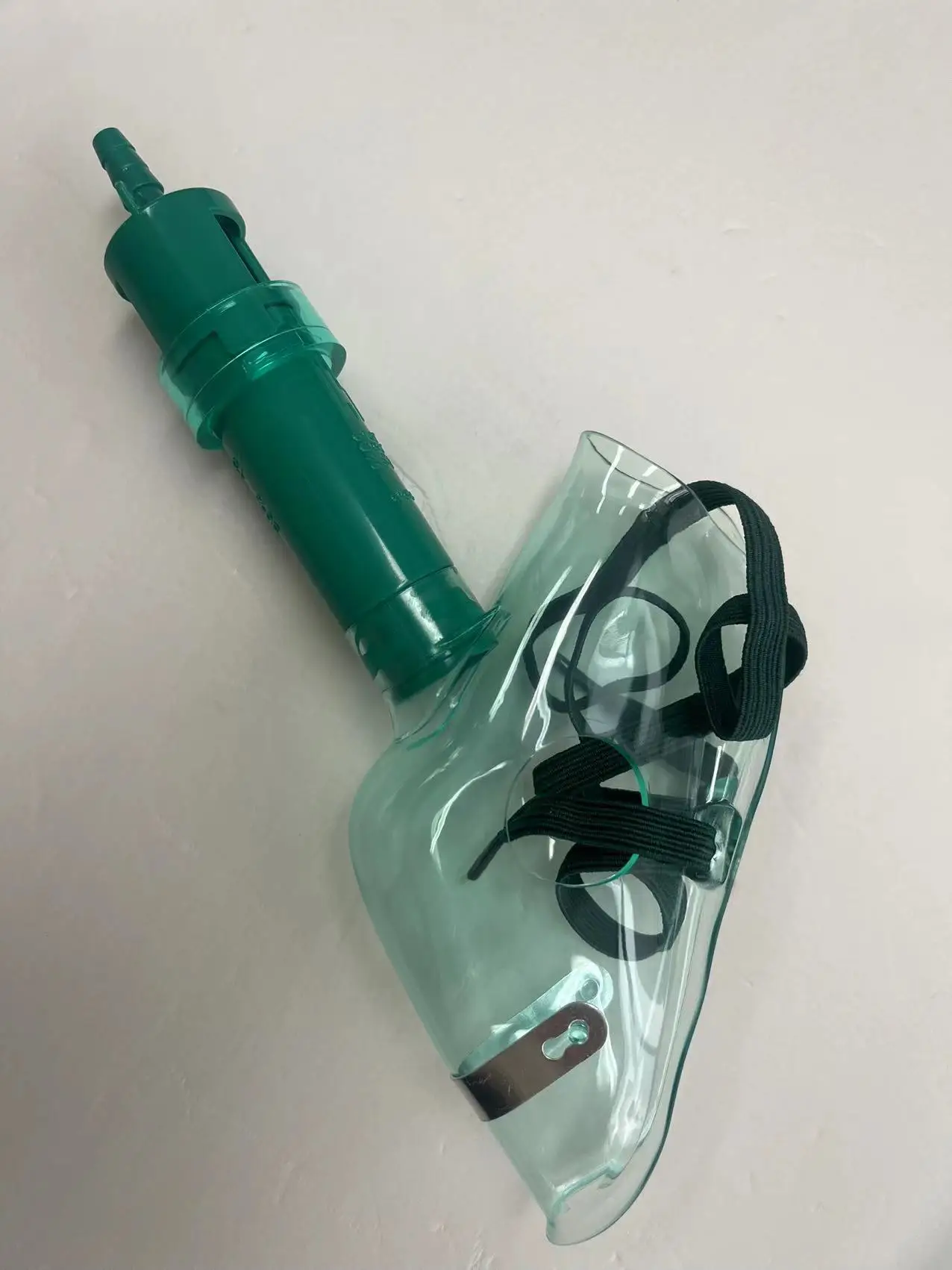 High performance disposable transparent medical aerosol for medical oxygen atomization masks