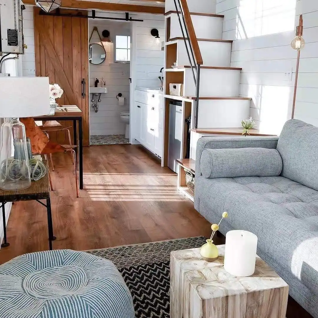 Winterized tiny cabin house with steel structure on wheels
