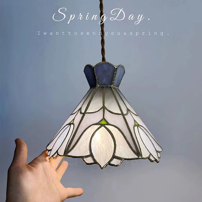 Wholesale French Medieval Handwork Elegant Glass Colored Glass Chandelier American Restaurant Bar Bedside Window Atmosphere