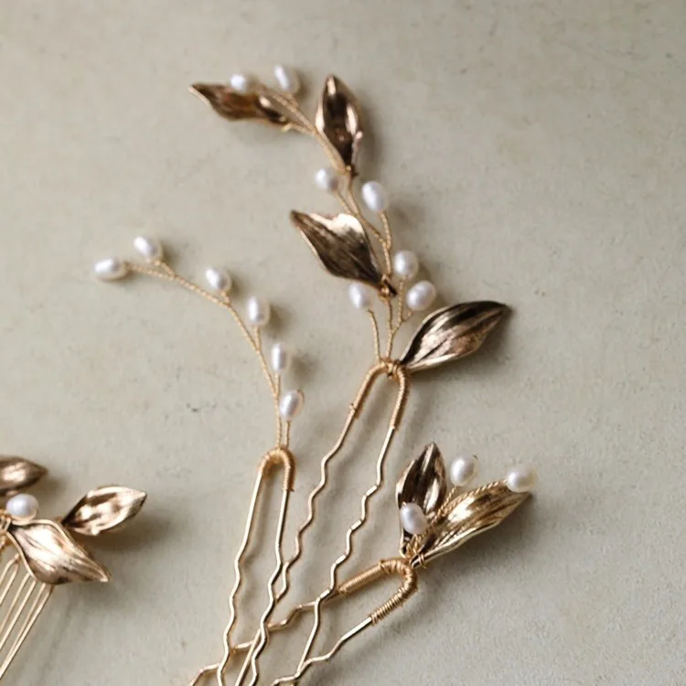 Original design antique style metal leaves freshwater pearl hair comb hair pin bridal headdress wedding accessories